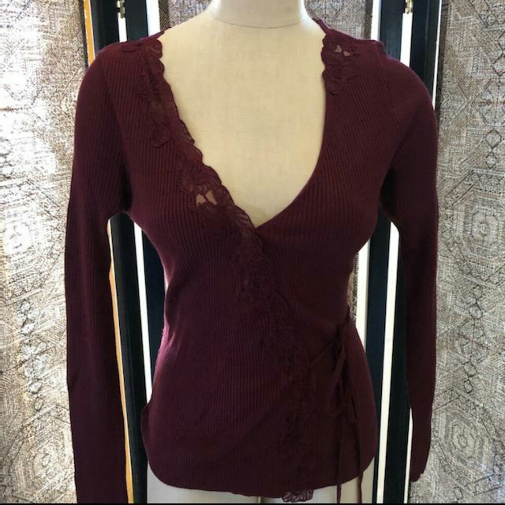 LOVE SEX MONEY Burgandy Sweater M